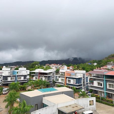 Divine Bliss Villa ロナバラ エクステリア 写真