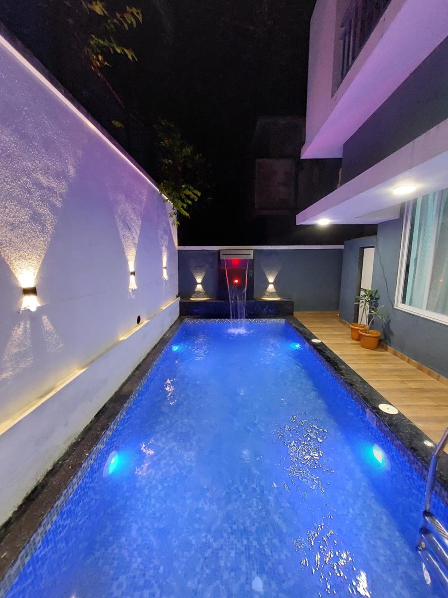 Divine Bliss Villa ロナバラ エクステリア 写真