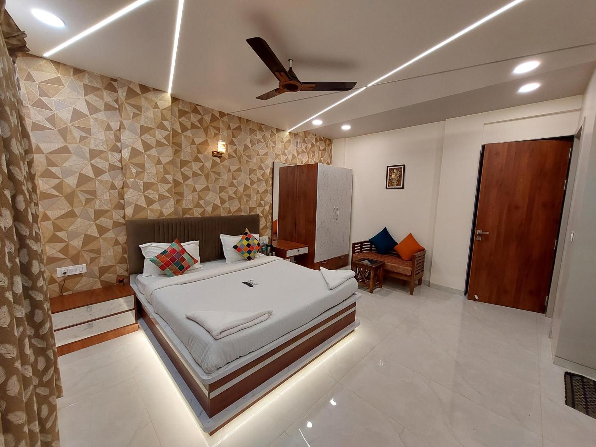 Divine Bliss Villa ロナバラ エクステリア 写真